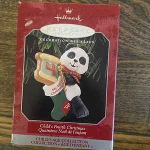 Hallmark keepsake child’s fourth Christmas 1998 (3 for 15$)